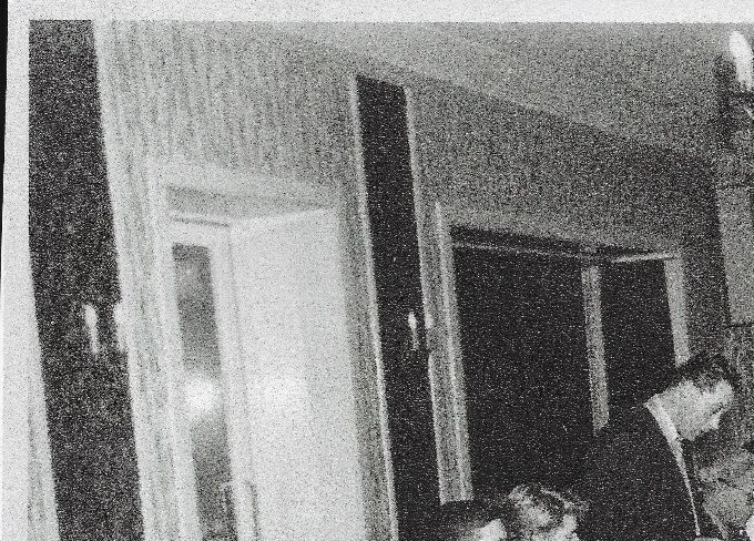 Mødeaften i Køge Frimærkeklub på Teaterbygningen.
Billeder taget af P.T. Eriksen ca 1966